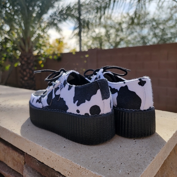 T.U.K Cow Print Platform Creepers Size 6 - Picture 3 of 8
